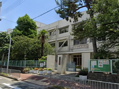 鳴尾中学校